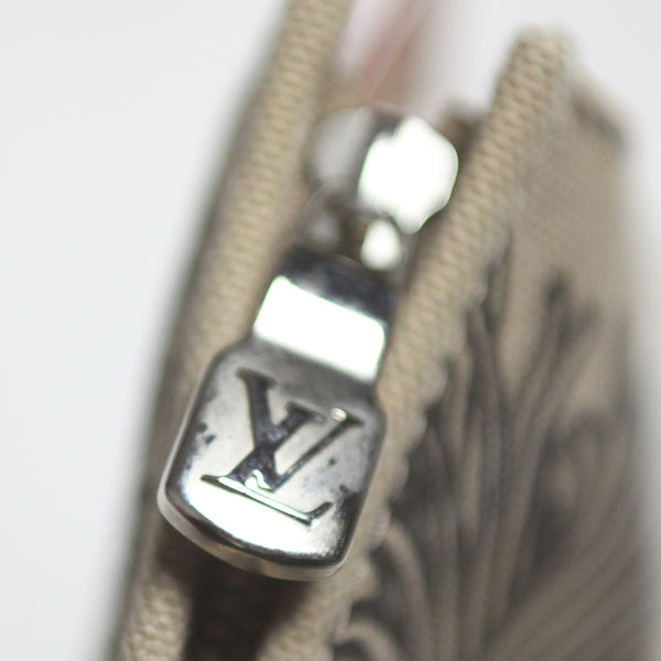 Louis Vuitton AW 2015 Large Pochette Bag